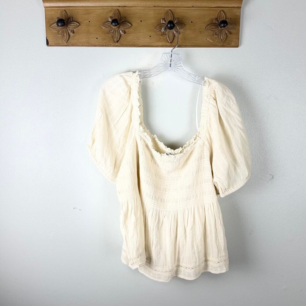 Jessica Simpson Cream Smocked Flutter Sleeve Blouse 2X
